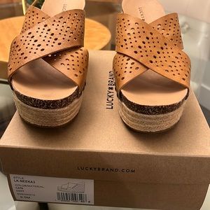Lucky Brand LK-Neeka2